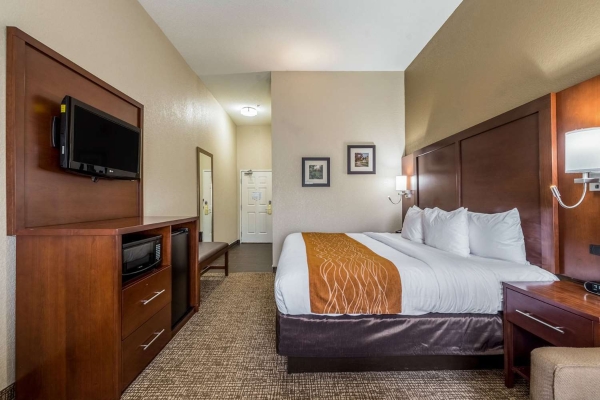 Comfort Inn and Suites Dayton North